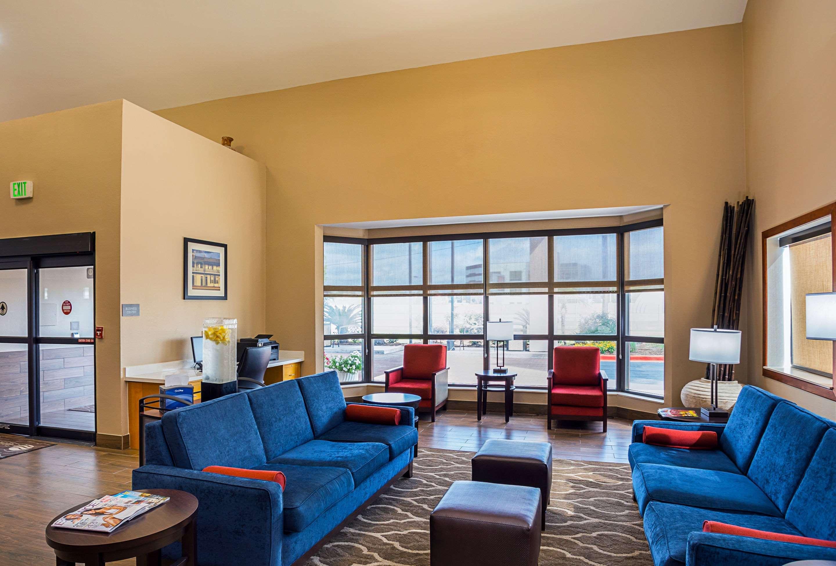 Comfort Area Inn 3*